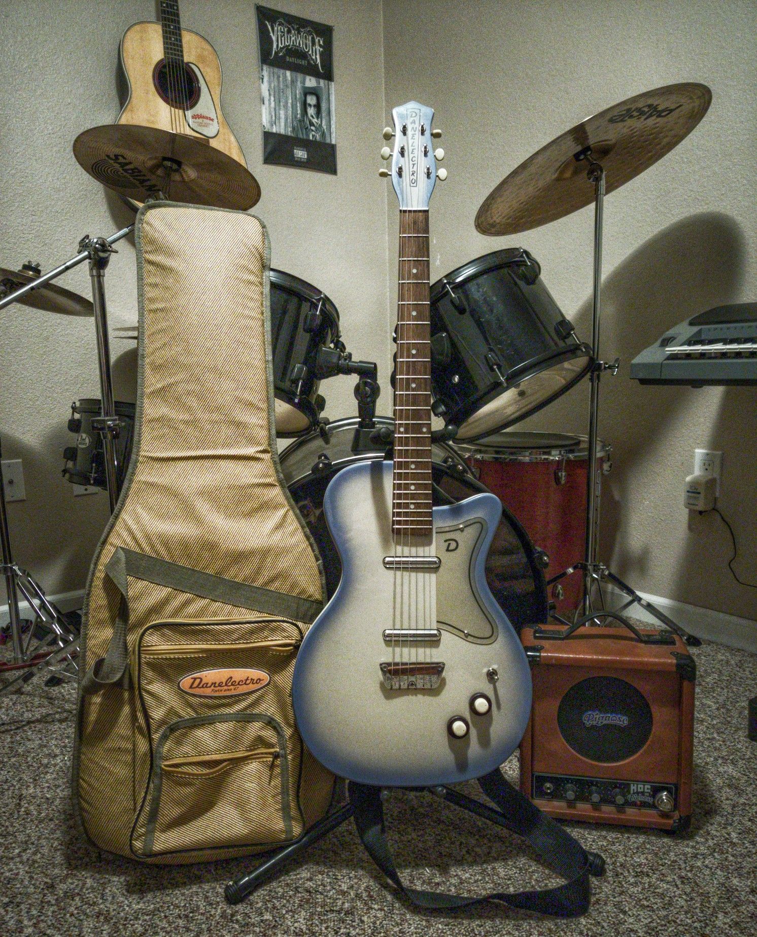 Danelectro 56 U2 (Korea) with gigbag