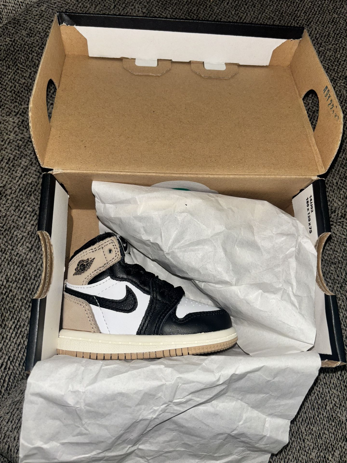 JORDAN 1 RETRO HIGH OG  3c