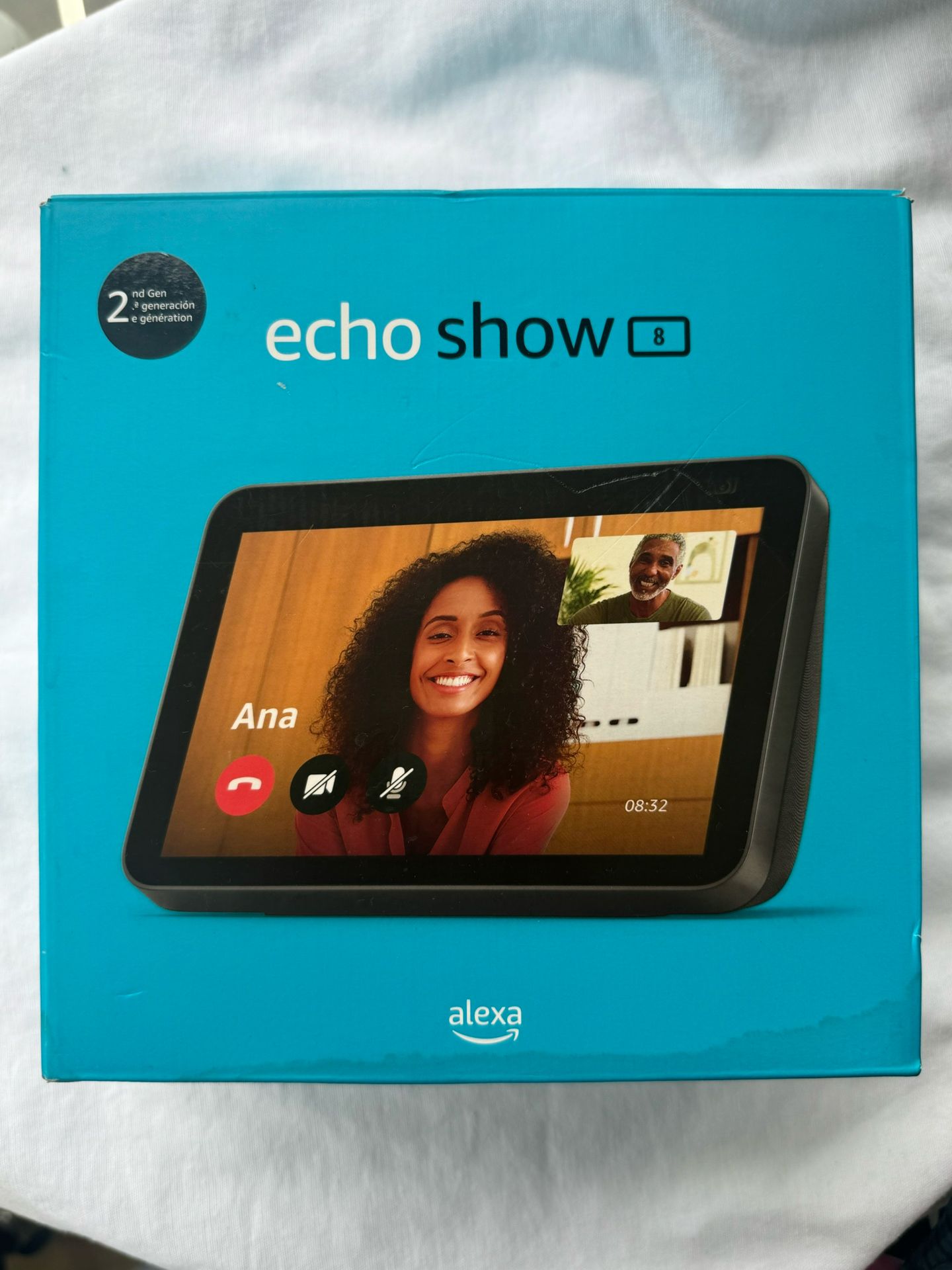Amazon - Echo Show 8 (2 Generation) 8-inch Smart Display with Alexa 