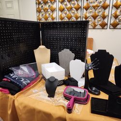 Jewelry Bust And Stuff