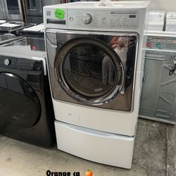 KENMORE WASHER WITH PEDESTAL 