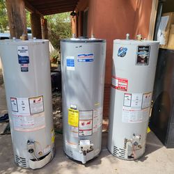Gas Water Heater 50 gal in good condition and Warranty Works Great 19th Ave And Baseline