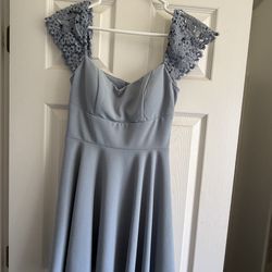 City Studio Juniors Size 5 beautiful Periwinkle Blue A-line dress.