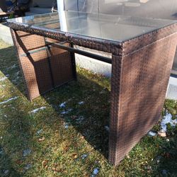 Outdoor Patio Wicker Table w Glass Top & Cover 57" x 32" x 29" tall