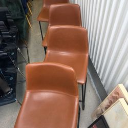 Home Stager Clearing Out Storage!