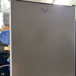 Whirlpool Mini Fridge And Freezer Combo