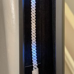 iced out cuban braclet 