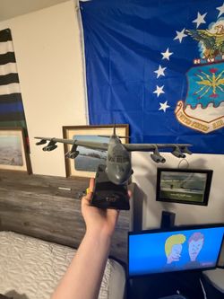 B-52G 1/100 scale model