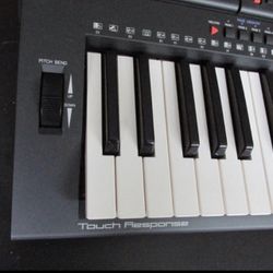 Yamaha keyboard 