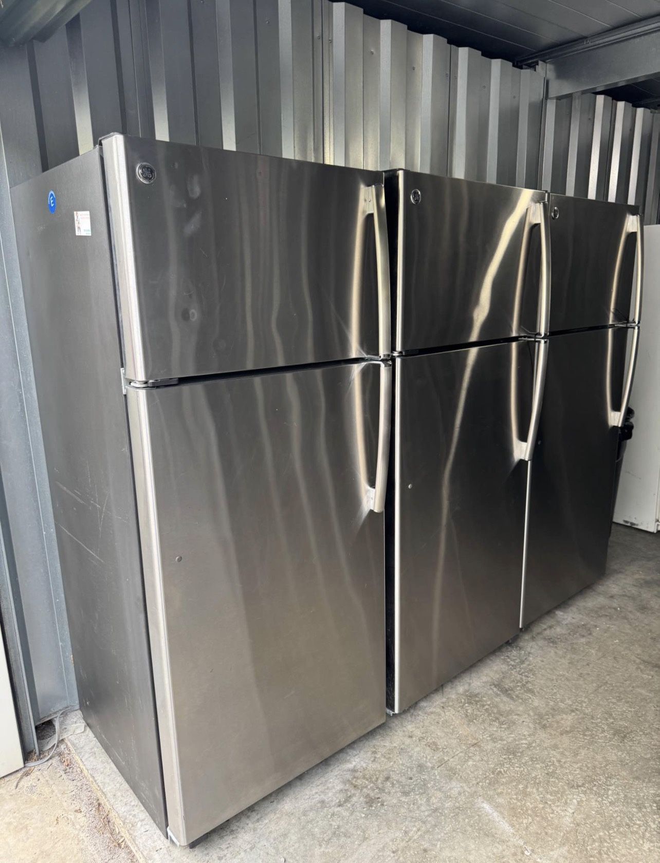 🚨 CLEAN GE STAINLESS REFRIGERATORS – READY TODAY 🚨