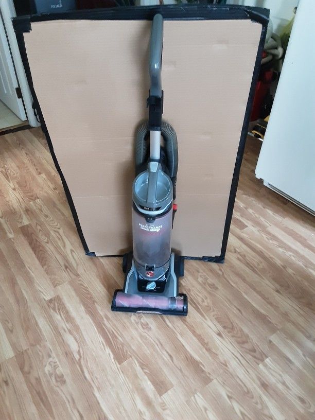 Hoover Vacuum High Power Performance Swivel For Pets