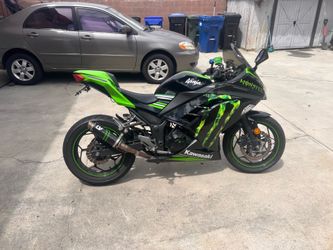 2017 Ninja Kawasaki 300