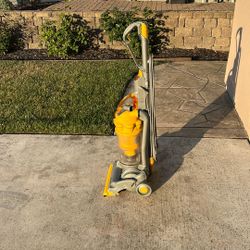 Dyson Vacuum 