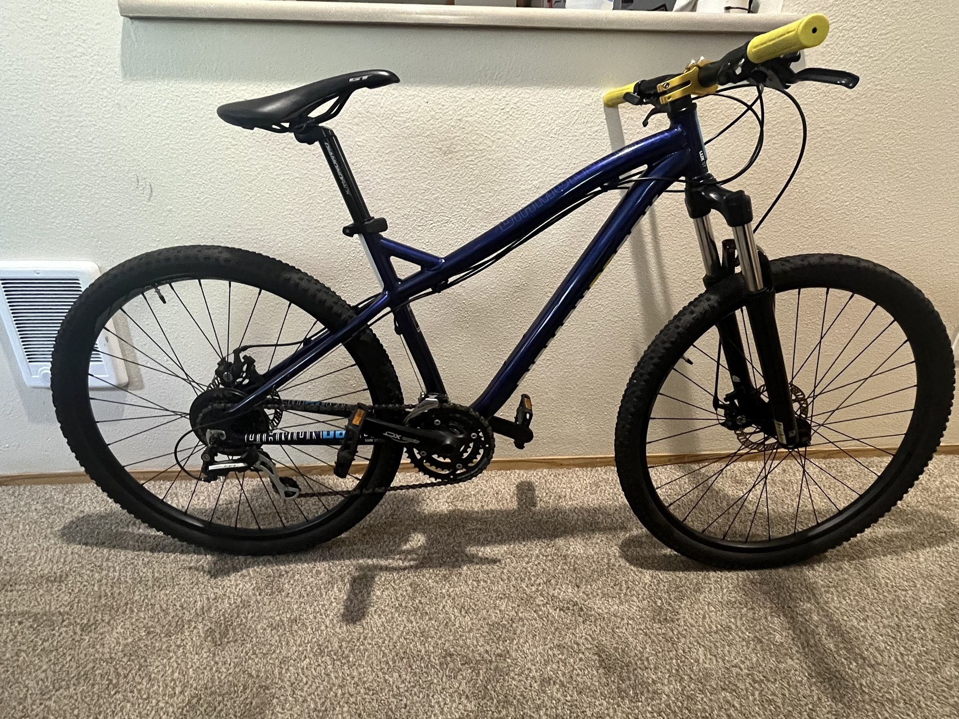 DiamondBack Lux ST 27.5 Mountain bike for Sale in Beaverton OR OfferUp