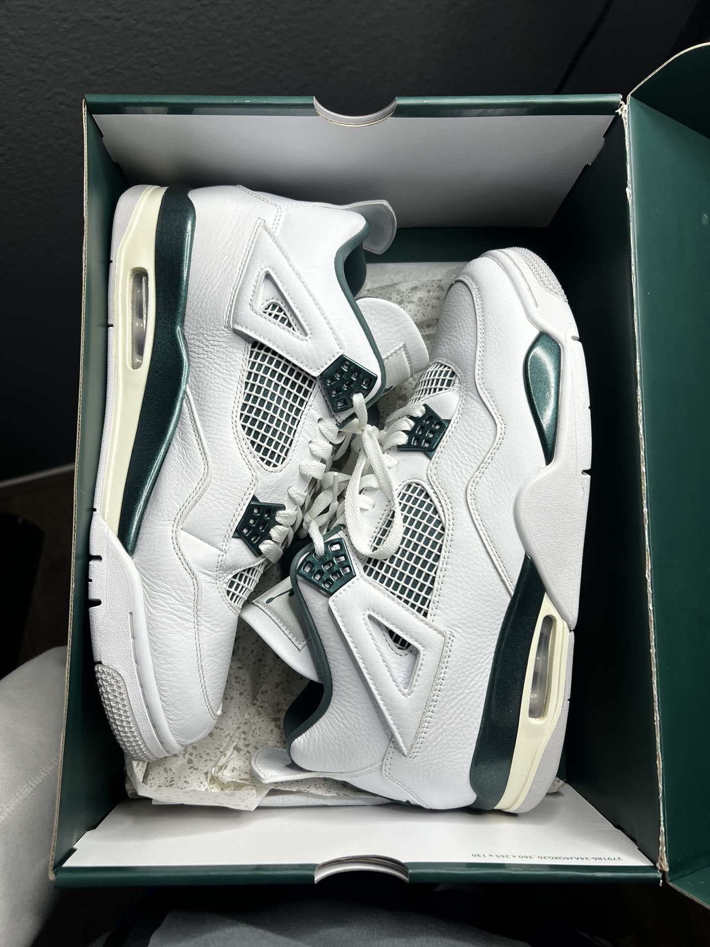 Jordan 4 Retro “Oxidized Green”