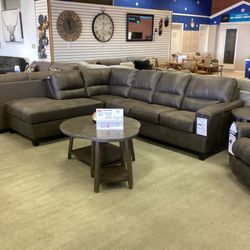 Navi 2pc Sectional with Chaise