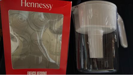 Hennessy French Negroni glass set 9 cups & pitcher