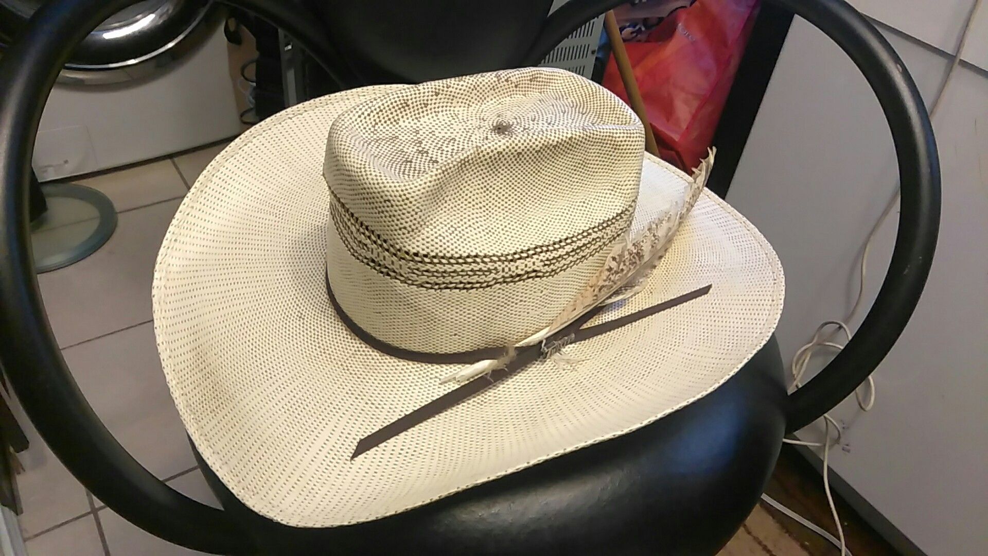 TWISTER BANGORA WATERPROOF STRAW HAT 8" X 6.5" MINT CONDITION for Sale