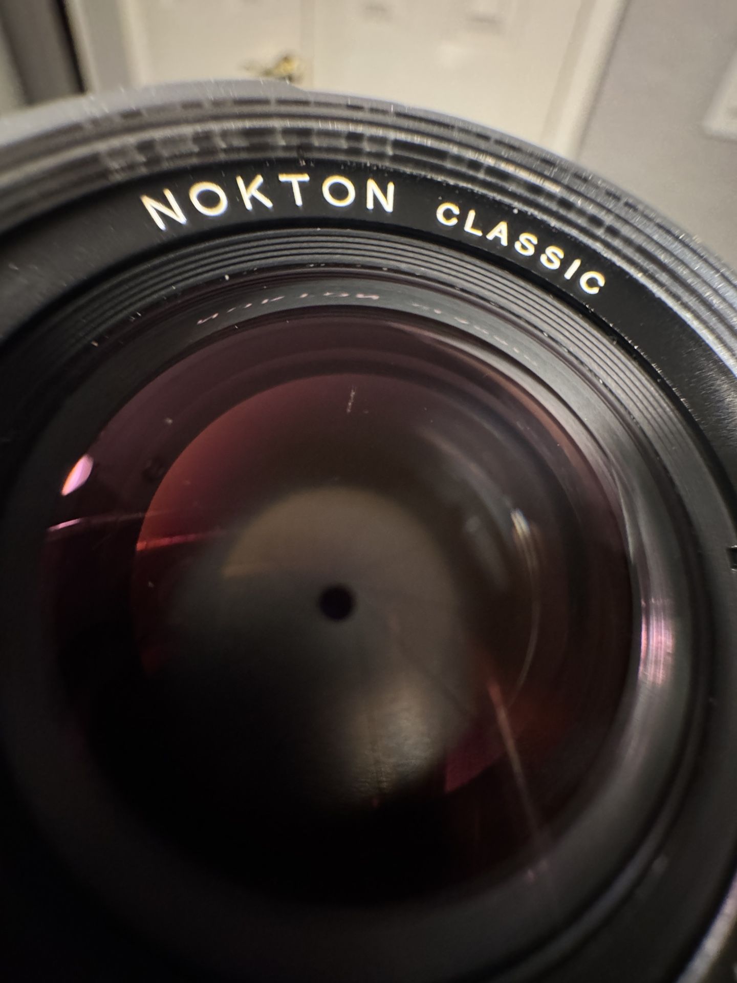 Leica CL Voigtlander Nokton 40mm