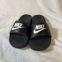Nike  Men’s Sandals 343880-090  US Size 8 - Black