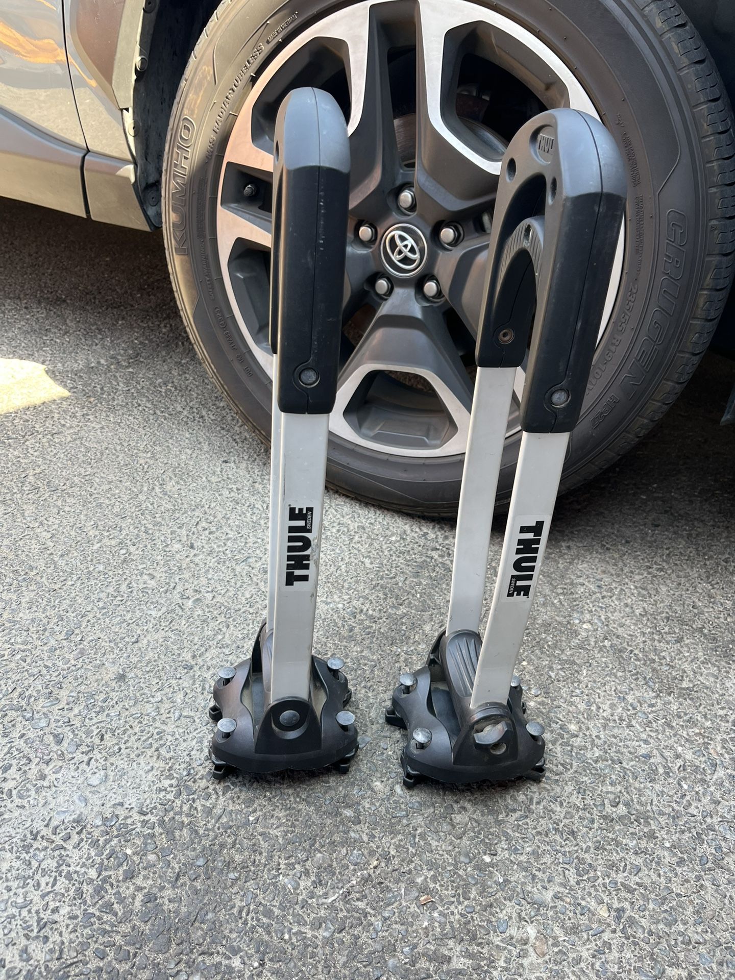 Thule kayak Rack / Stacker / Camping / Hiking / Backpacking / Water