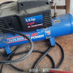 Aircompressor and impact set