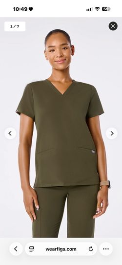 Figs Scrub Top