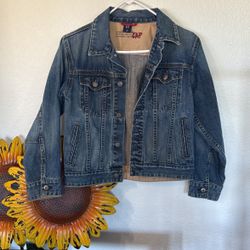 GAP YOUTH DENIM JACKET SIZE 10