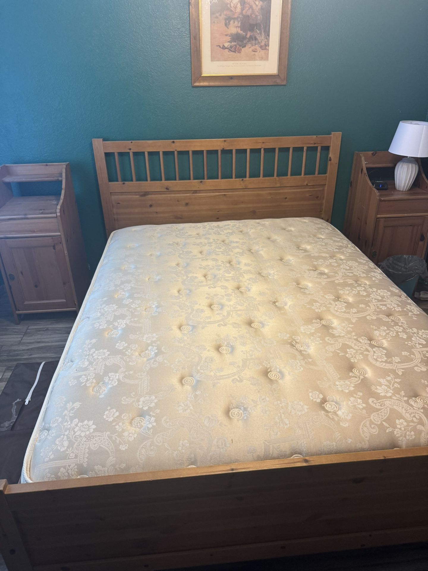 queen bedroom set and mattress