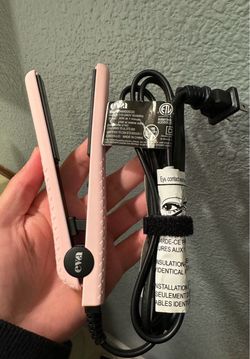 Eva Mini Hair Straightener Flat Iron Pink