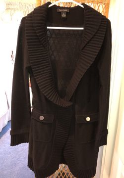 Black long sweater. Size medium. Hardly worn . White House Black Market