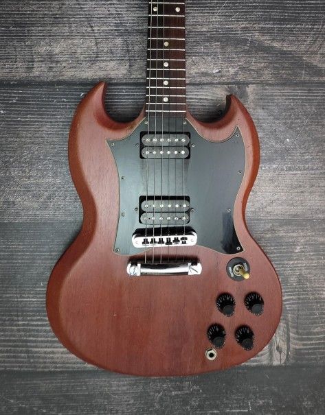 Gibson Sg 2005 Electric Guitar !!$600 OR BEST OFFER !