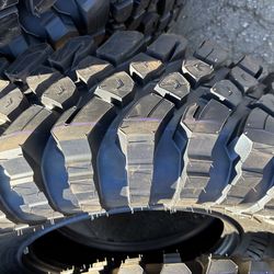 35x10x16. HAMMER KING TIRES