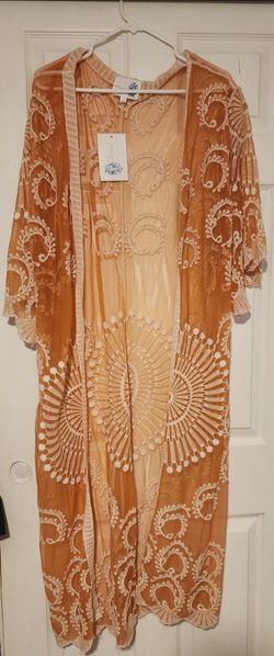 Lace kimono
