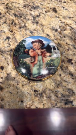 Hummel Music Box