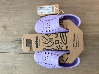 Toddler size C5 native shoes