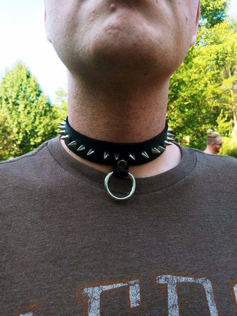 Leather Choker Necklace With Spikes