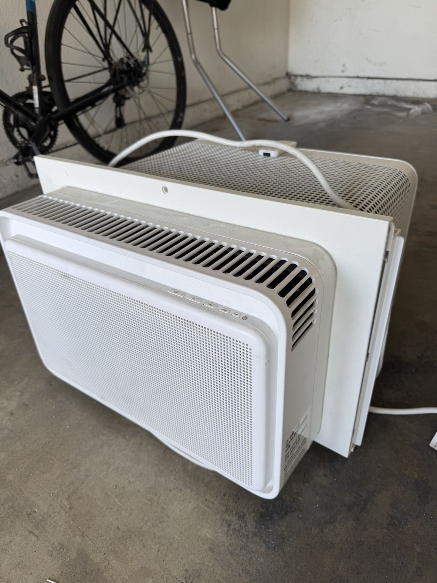 Windmill Window AC