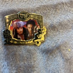 DISNEY PIN BINYW  TWO OF THE GOOD GUYS