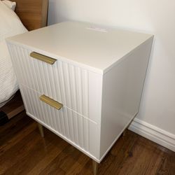 White Nightstand With Two Drawers And Electric Plugs