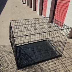 Dog crate 