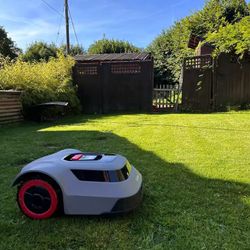 C-TOF Robotic Lawn Mower MGC800 Cable Break Detection Climbing 45% App Control