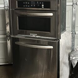 Kitchen Aid Dishwasher And Microwave 
