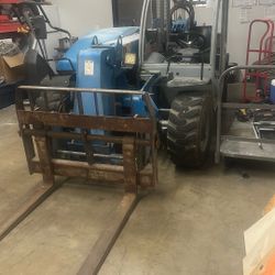 Genie 5000 Pound Telehandler 