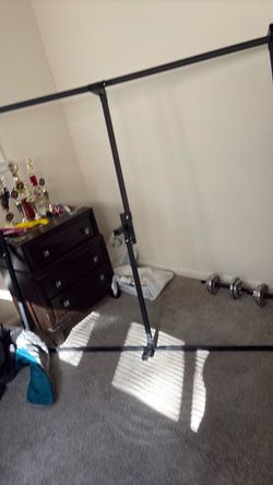 Queen bed rail