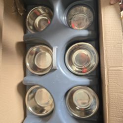 6 Tray Pet Feeder
