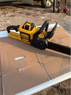 DeWalt saw battery operated
