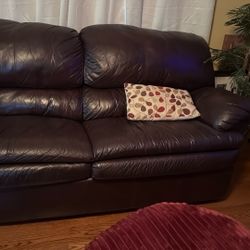 Italian Leather Sectional With Double Recliners & Sofa bed 