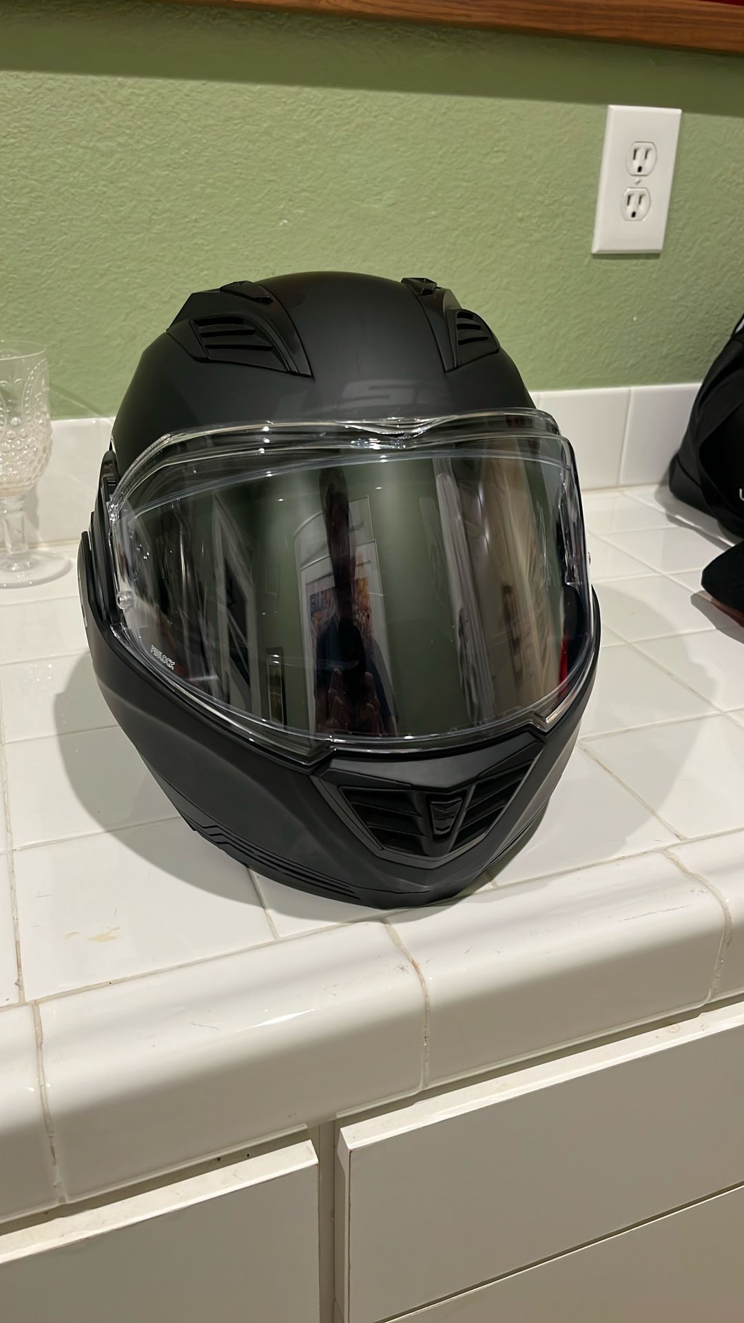 LS2 Valliant II Modular Helmet