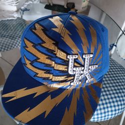University Of Kentucky Wildcats Hat Tagged Small